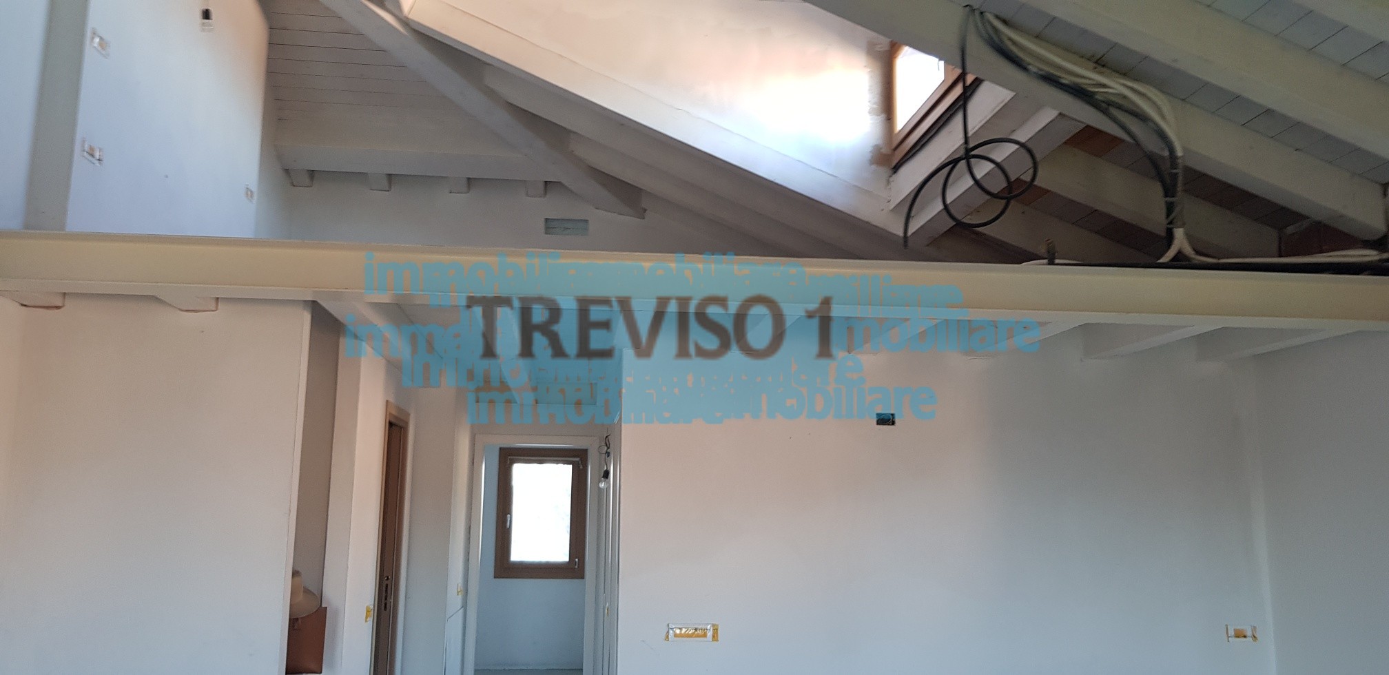 2620/1.1, Mansarda di sapore in rustico ristrutturato