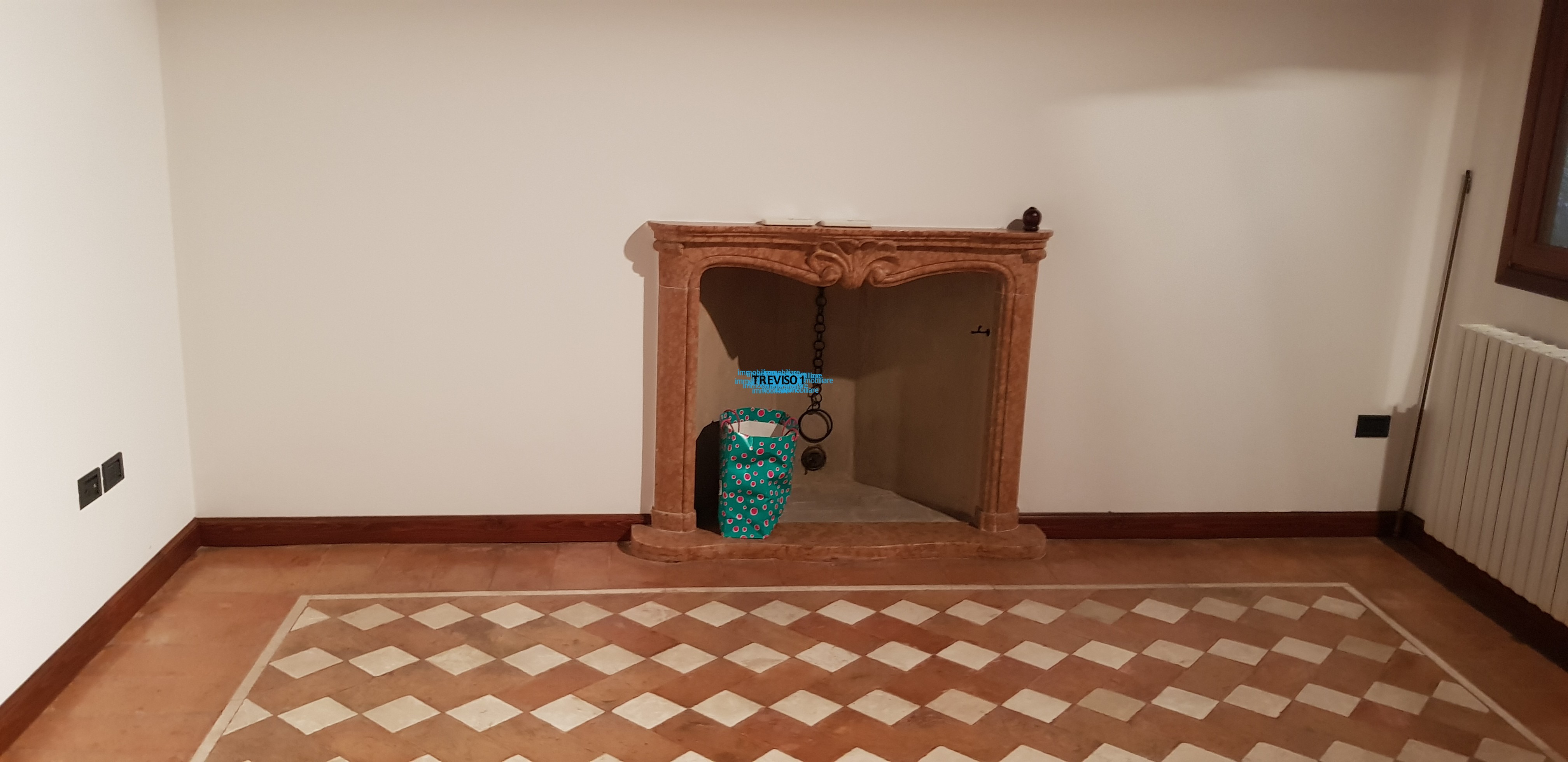 1890/a, Appartamento due camere in centro storico