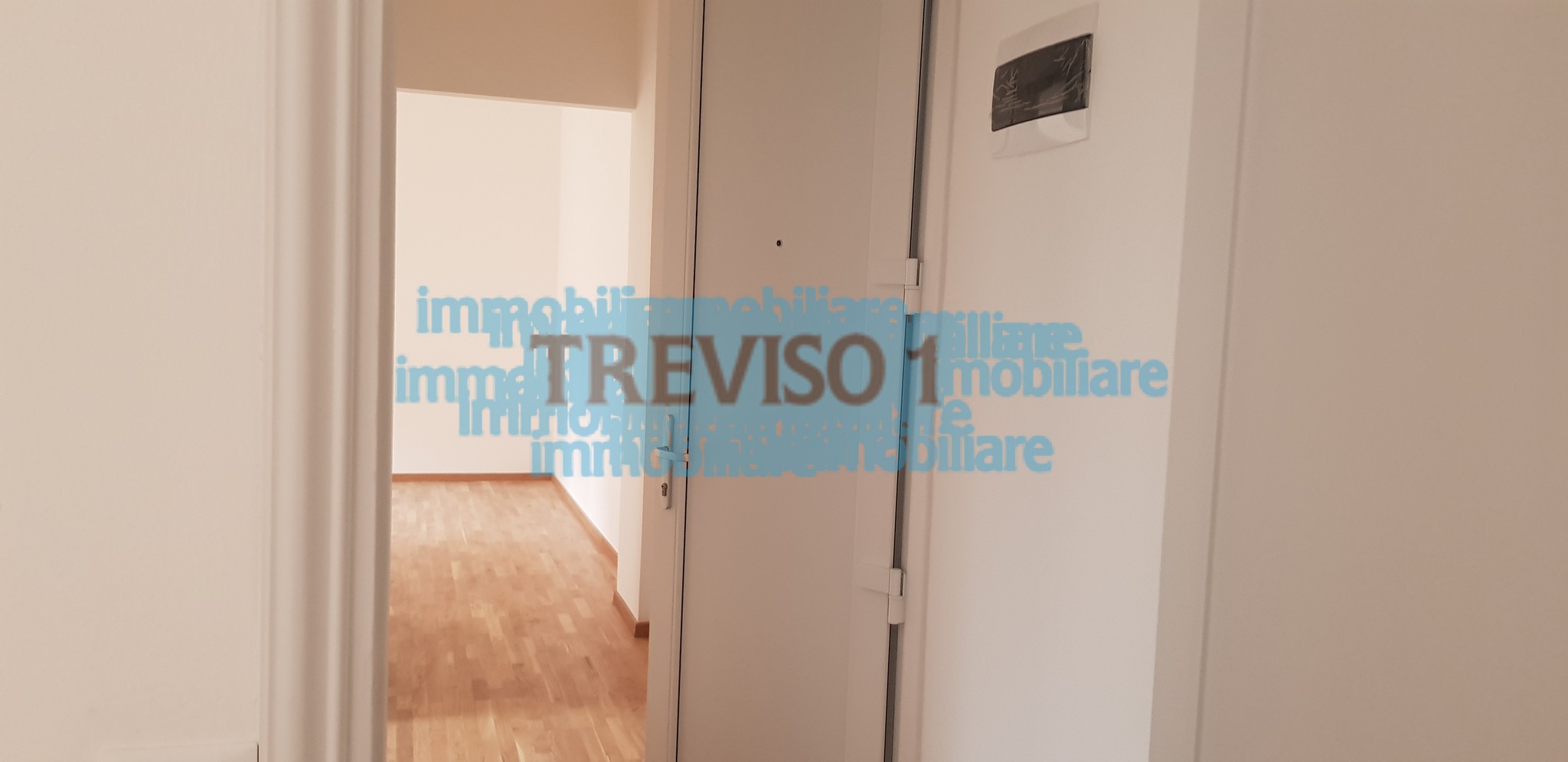 2848, Due camere ristrutturato centro storico